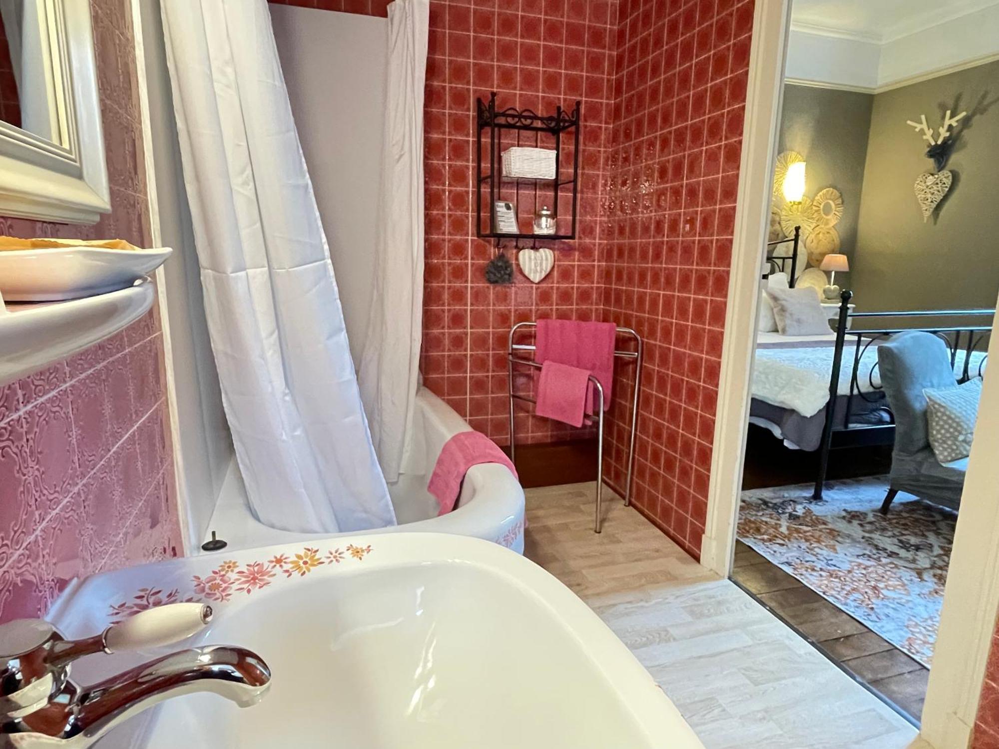 Maison D'Hotes Et Gites La Chouannerie A Cote Du Parc Du Puy Dufou Pouzauges Εξωτερικό φωτογραφία
